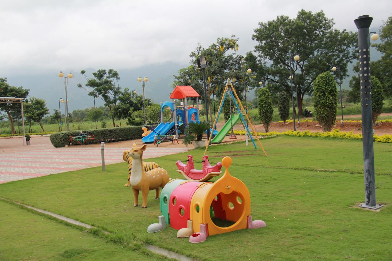 Green Royale Resorts Bodinayakkanur Екстериор снимка